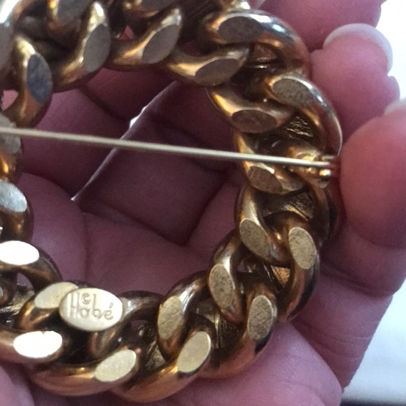 ⚡️FINAL PRICE⚡️ Vintage Leaf Wreath Like Brooch Pin - Picture 4 of 8